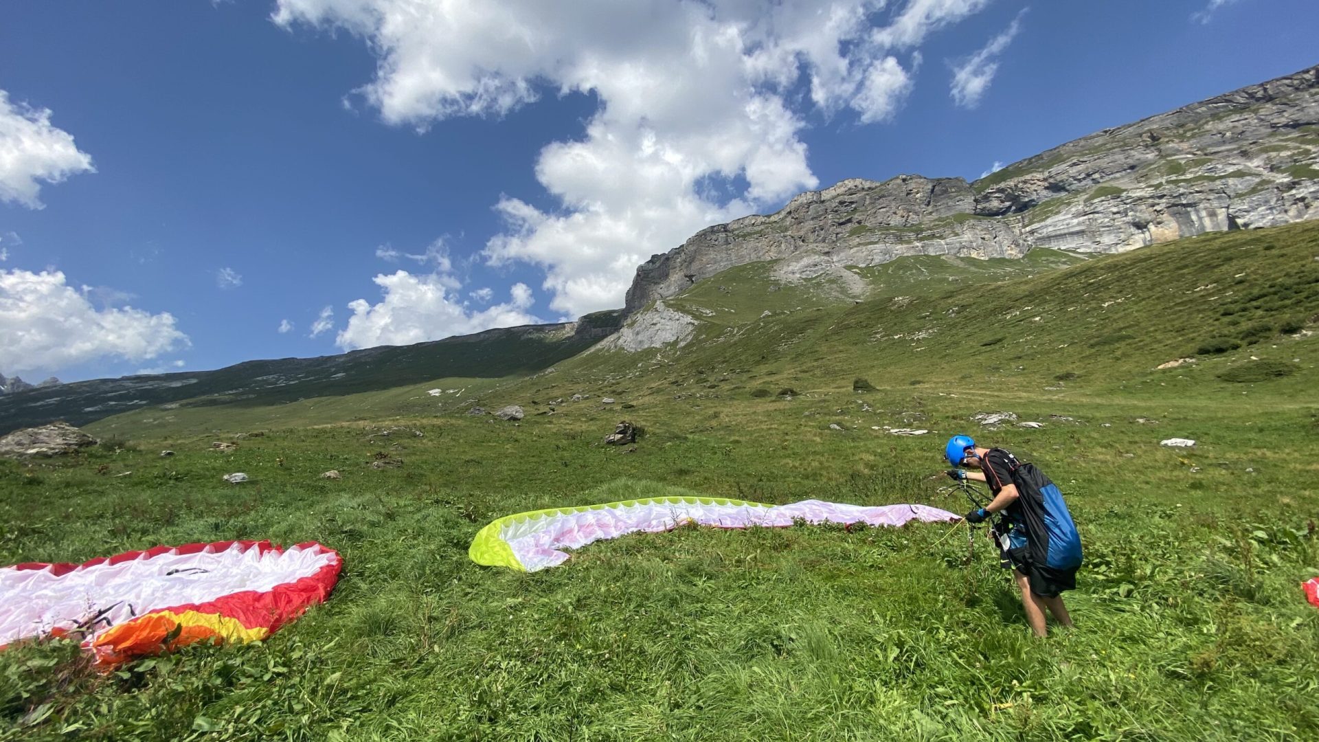 Alpiner Gleitschirm Startplatz